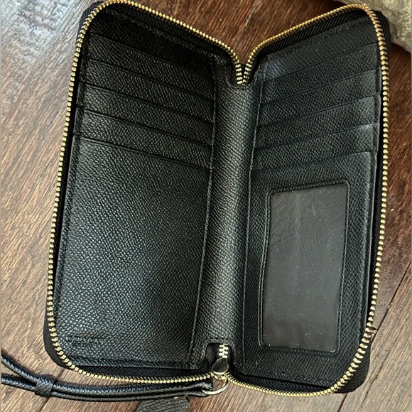 Coach-Black saffiano leather wallet/wristlet-EUC - Picture 12 of 12